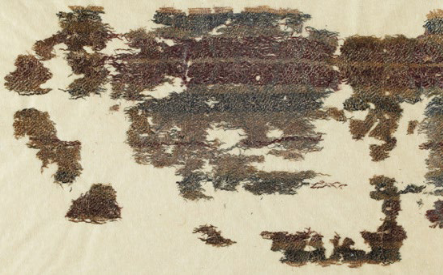 101쪽 그림 Ⅲ-7_석가탑에서 발견된 금직물.png